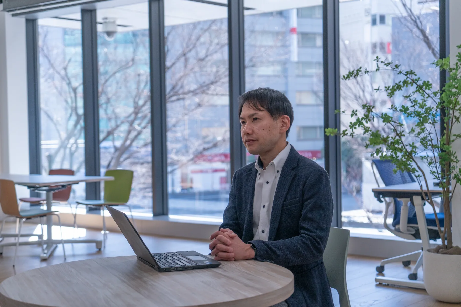 ���O�����������Ȍ����i����^����^�T�[�o�j